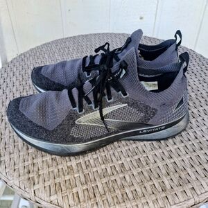 Brooks Men's Black Running Shoes
